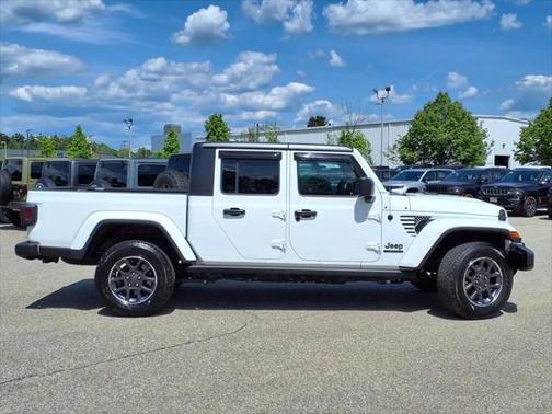 2021 Jeep Gladiator Sport