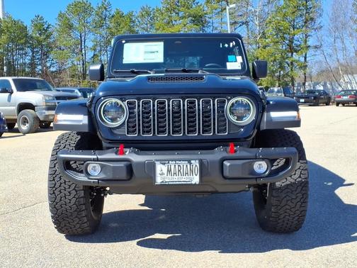 Black Clearcoat 2026 Jeep Wrangler Rubicon