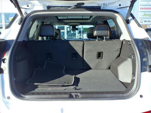 2024 GMC Terrain AWD AT4