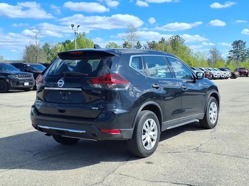 Magnetic Black Pearl 2019 Nissan Rogue S