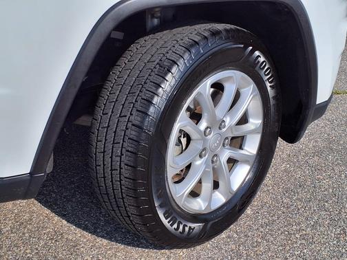 2022 Jeep Grand Cherokee Laredo