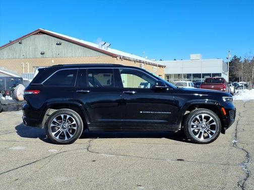2023 Jeep Grand Cherokee Overland
