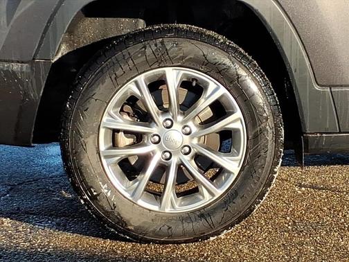 2021 Jeep Cherokee Latitude Plus