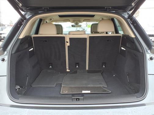 2022 Audi Q5 45 S line Premium