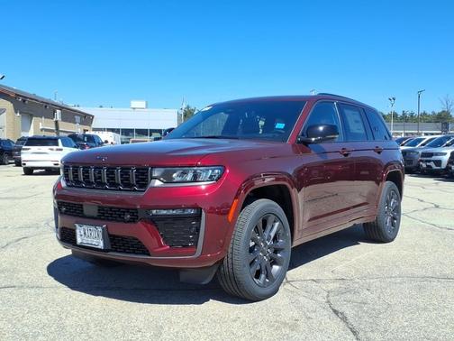 Velvet Red Pearlcoat 2026 Jeep Grand Cherokee L Altitude