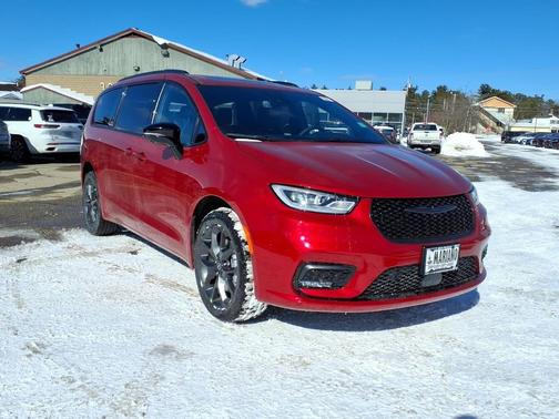 2026 Chrysler Pacifica L