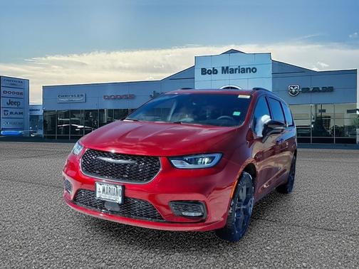 2026 Chrysler Pacifica L