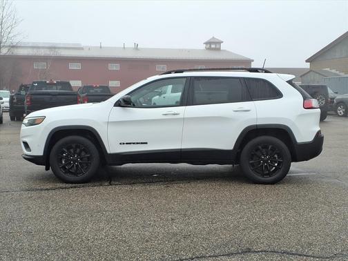 2023 Jeep Cherokee Altitude