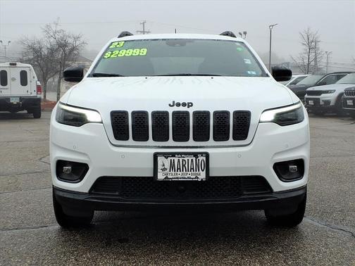 2023 Jeep Cherokee Altitude