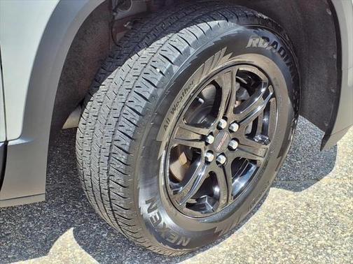 2020 GMC Acadia AWD AT4