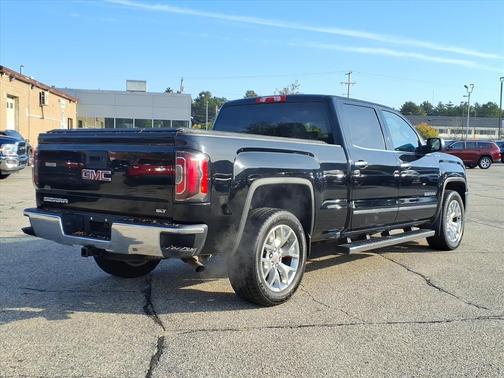2017 GMC Sierra 1500 SLT