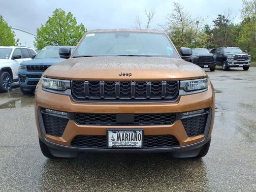Copper Shino Metallic Clearcoat 2026 Jeep Grand Cherokee Limited