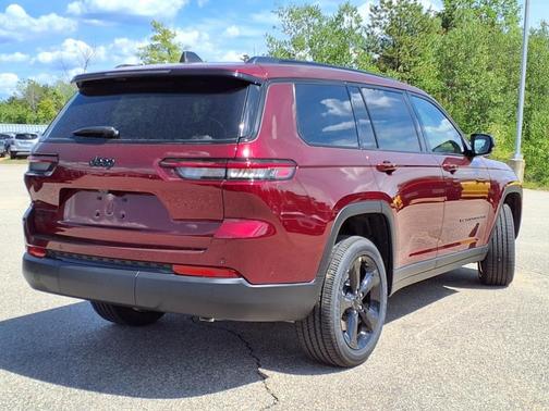 2025 Jeep Grand Cherokee L Altitude
