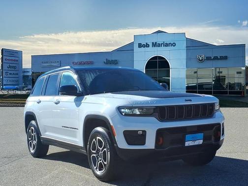 2022 Jeep Grand Cherokee Trailhawk
