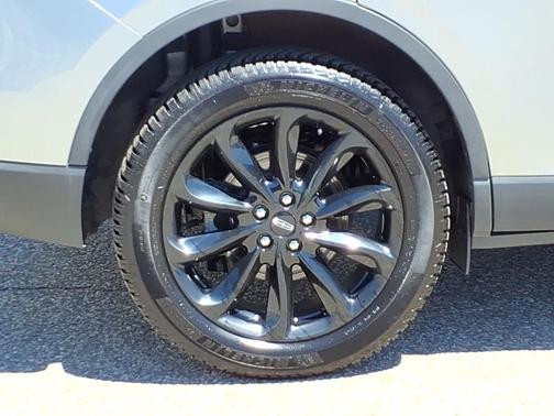 Silver Radiance 2021 Lincoln Corsair Standard