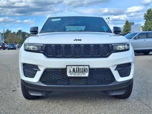 2025 Jeep Grand Cherokee Altitude
