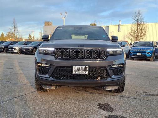 2025 Jeep Grand Cherokee Summit