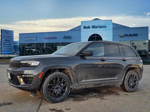 2025 Jeep Grand Cherokee Summit