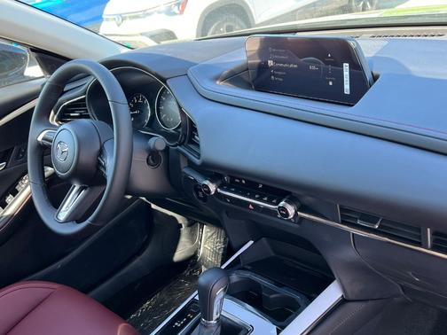 2025 Mazda CX-30 2.5 S Carbon Edition