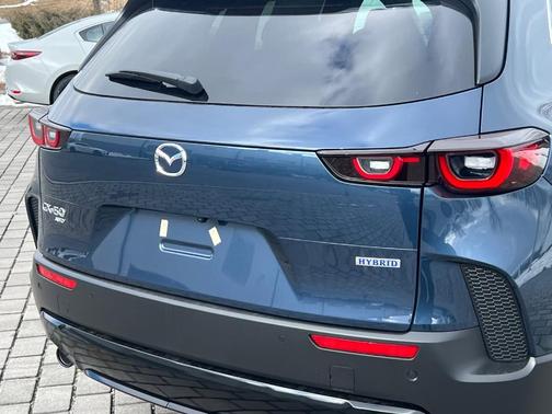 2026 Mazda CX-50 Premium