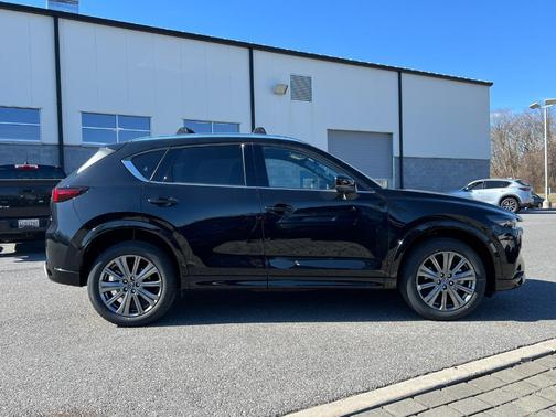 2025 Mazda CX-5 2.5 Turbo Signature