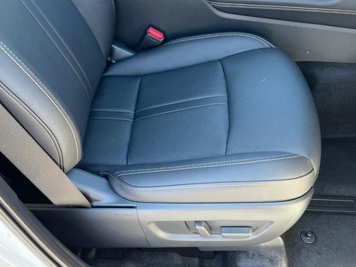 2025 Mazda CX-90 PHEV Preferred Package