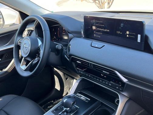 2025 Mazda CX-90 PHEV Preferred Package