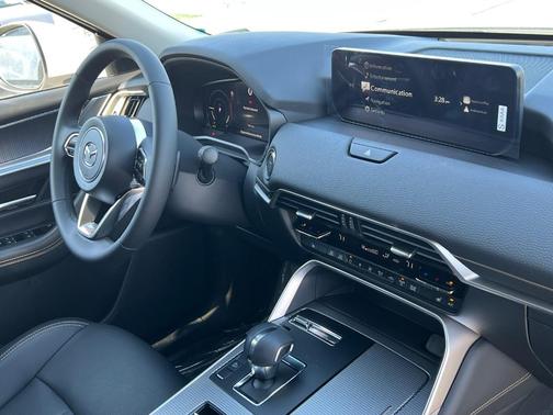 2024 Mazda CX-90 PHEV Preferred