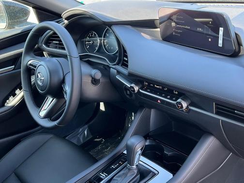 2025 Mazda Mazda3 FWD w/Select Package