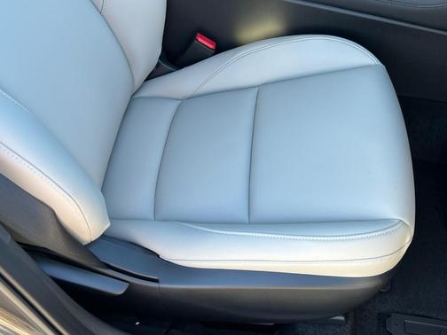 2025 Mazda Mazda3 FWD w/Preferred Package