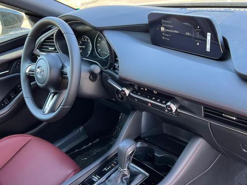 2025 Mazda Mazda3 2.5 S Carbon Edition