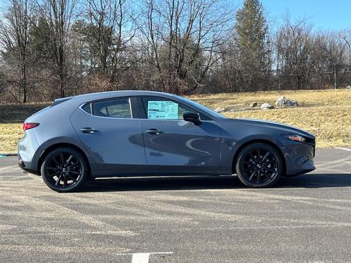 2025 Mazda Mazda3 2.5 S Carbon Edition