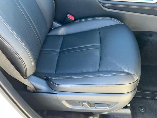 2025 Mazda CX-90 PHEV Premium Sport