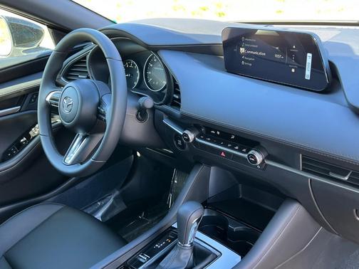 2025 Mazda Mazda3 FWD w/Select Package