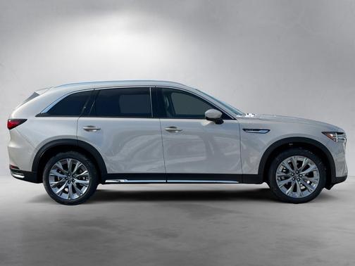 2026 Mazda CX-90 Premium Plus