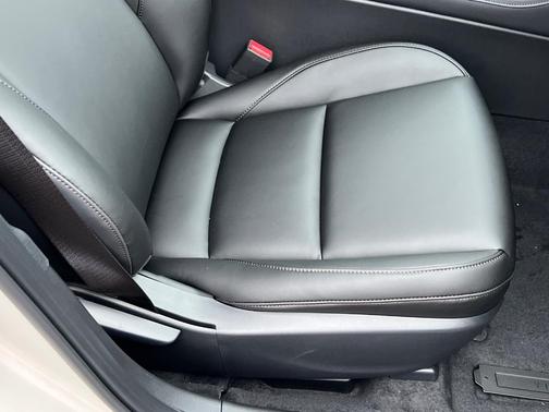 2025 Mazda Mazda3 FWD w/Preferred Package