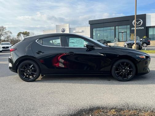 2025 Mazda Mazda3 FWD w/Select Package