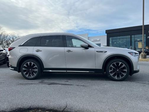 2025 Mazda CX-90 PHEV Premium Plus Package