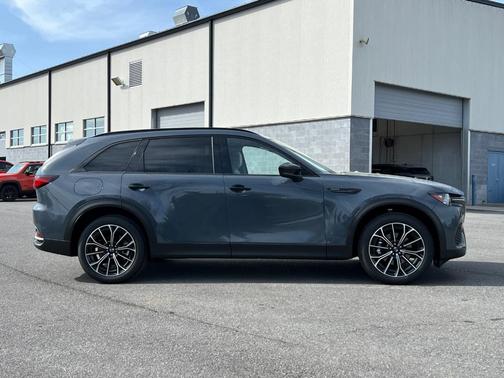 2025 Mazda CX-70 PHEV Premium Package