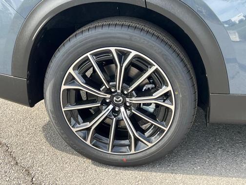 2025 Mazda CX-70 PHEV Premium Package