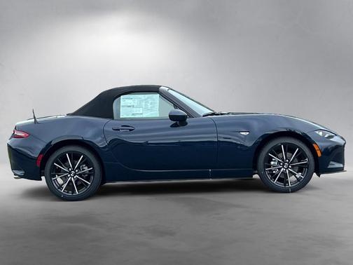 2025 Mazda MX-5 Miata Grand Touring