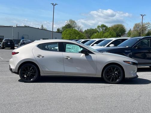 2025 Mazda Mazda3 AWD w/Premium Package