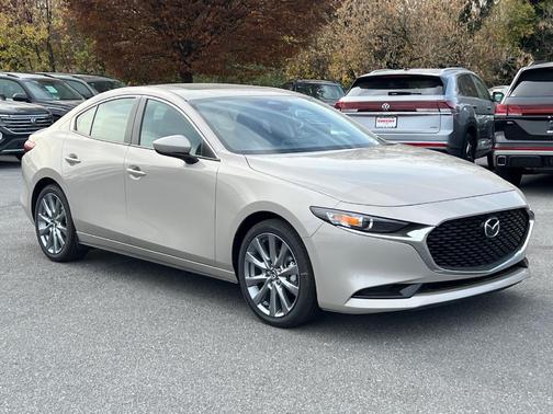 2025 Mazda Mazda3 FWD w/Preferred Package