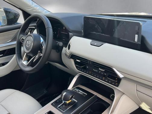 2026 Mazda CX-90 Premium Plus