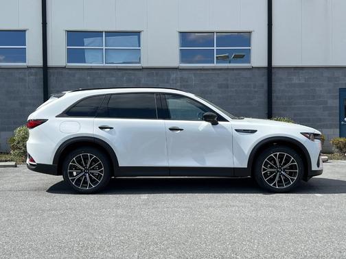 2025 Mazda CX-70 PHEV Premium Plus Package