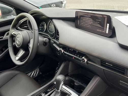 2025 Mazda Mazda3 Premium Plus