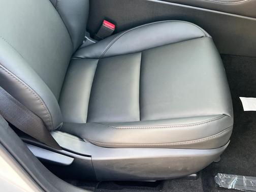 2025 Mazda Mazda3 FWD w/Preferred Package