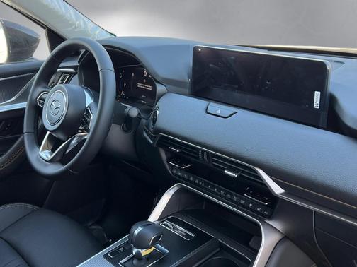 2026 Mazda CX-90 Premium