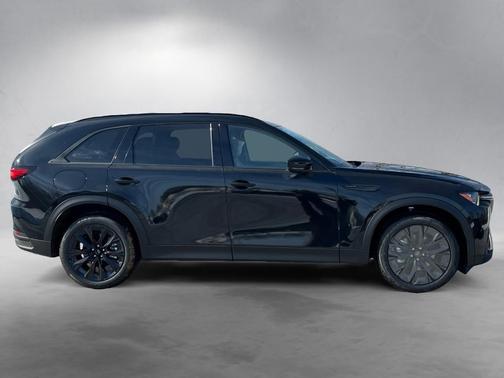 2026 Mazda CX-90 Premium