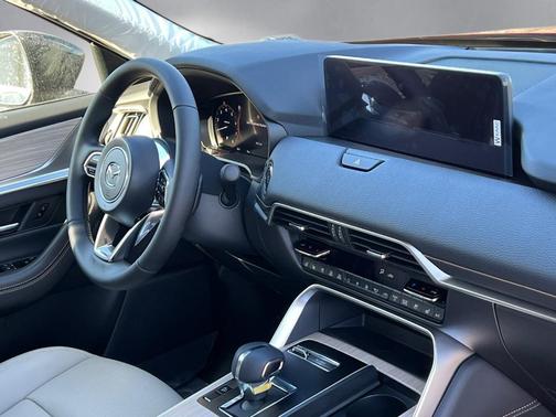 2026 Mazda CX-90 Premium